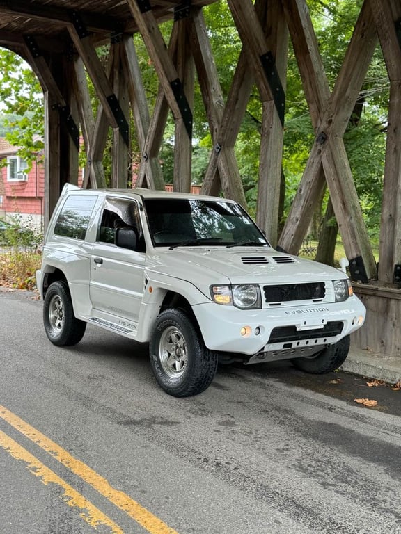 1999 Mitsubishi Pajero Evolution For Sale in Bridgeport, CT | USA