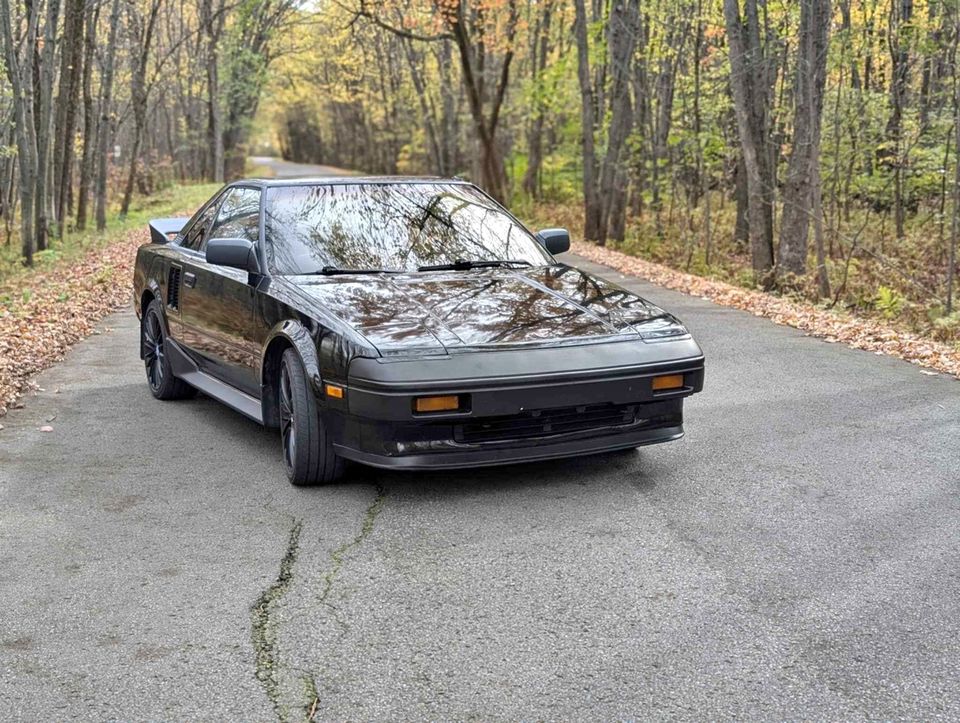 1986 Toyota MR2 For Sale in Notre-Dame-du-Mont-Carmel, QC | Canada