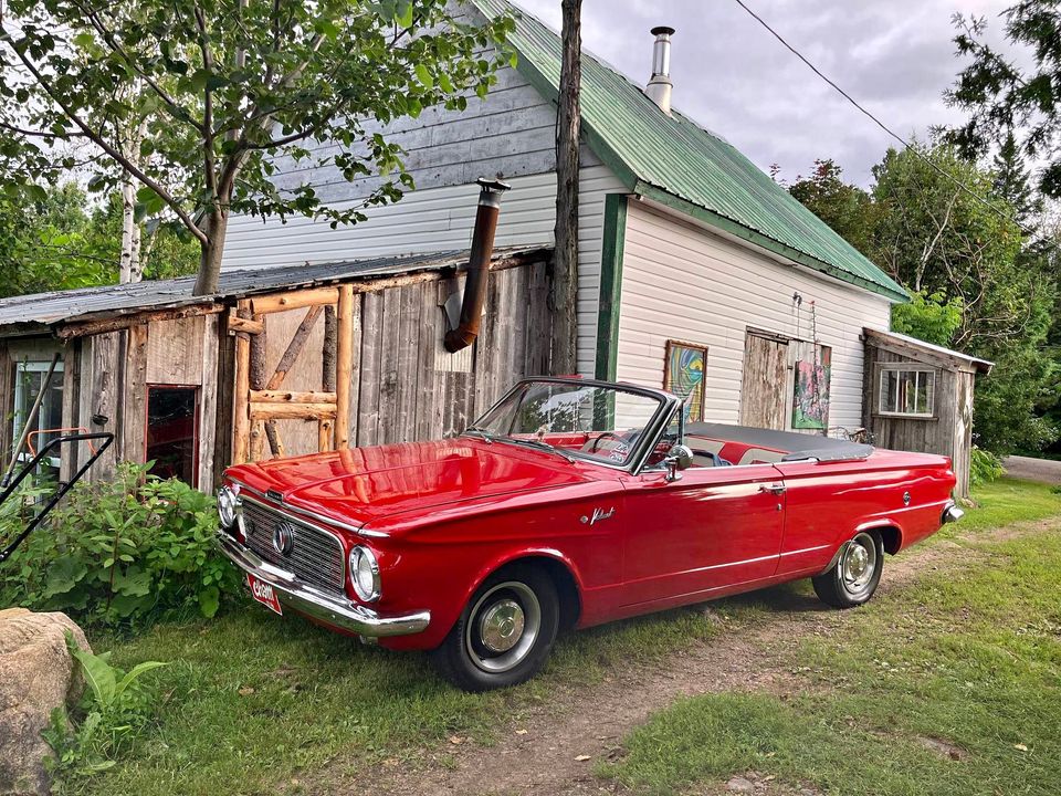 1963 Plymouth Valiant Signet For Sale in Verchères, QC | Canada