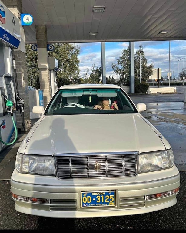 1997 Toyota Crown For Sale in Bloomington, CA | USA