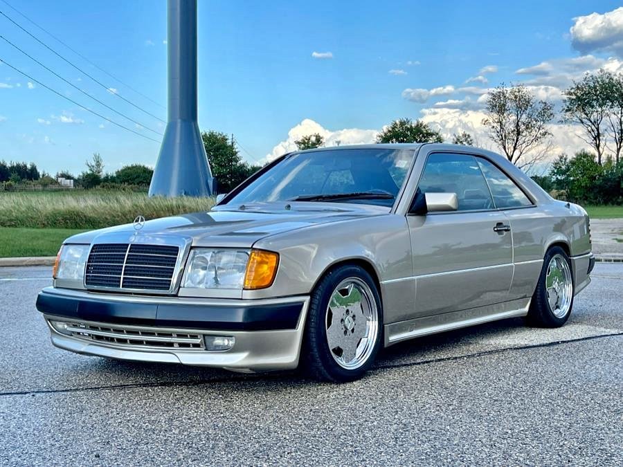 1990 Mercedes-Benz 300 CE AMG For Sale in Lake Geneva, WI | USA