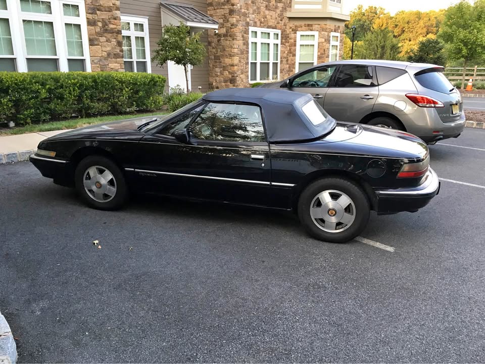 1990 Buick Reatta For Sale in Mountain Lakes, NJ | USA