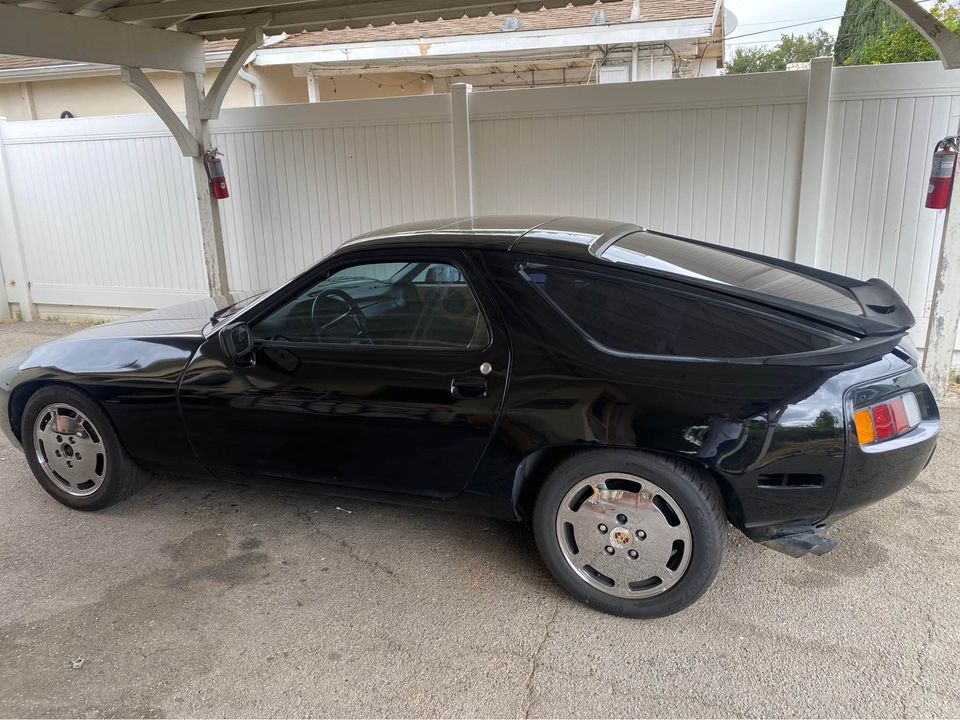 1985 Porsche 928 GTS For Sale in North Hollywood, CA | USA