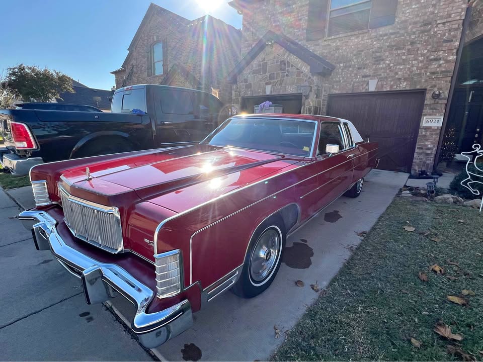 1975 Lincoln Continental For Sale in Fort Worth, TX | USA