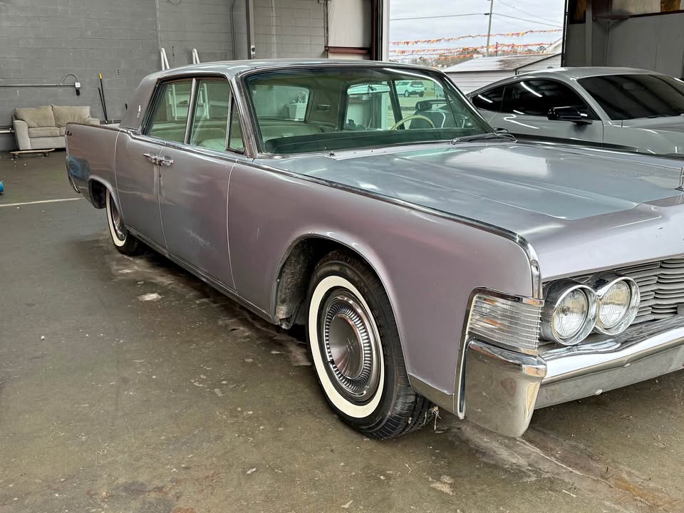 1965 Lincoln Continental For Sale in Whiteville, NC | USA