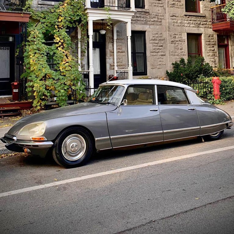 1971 Citroen DS For Sale in Montréal, QC | Canada