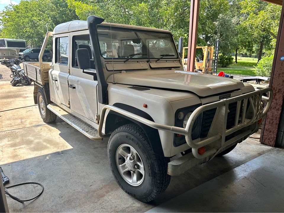 1998 Land Rover Defender 130 For Sale in Hutto, TX | USA