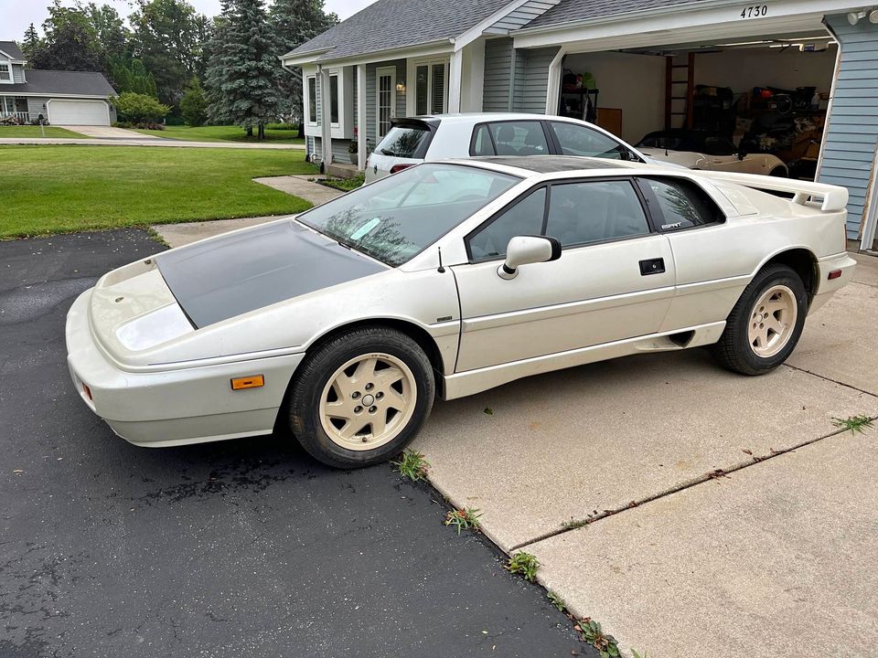 1988 Lotus Esprit For Sale in Brookfield, WI | USA