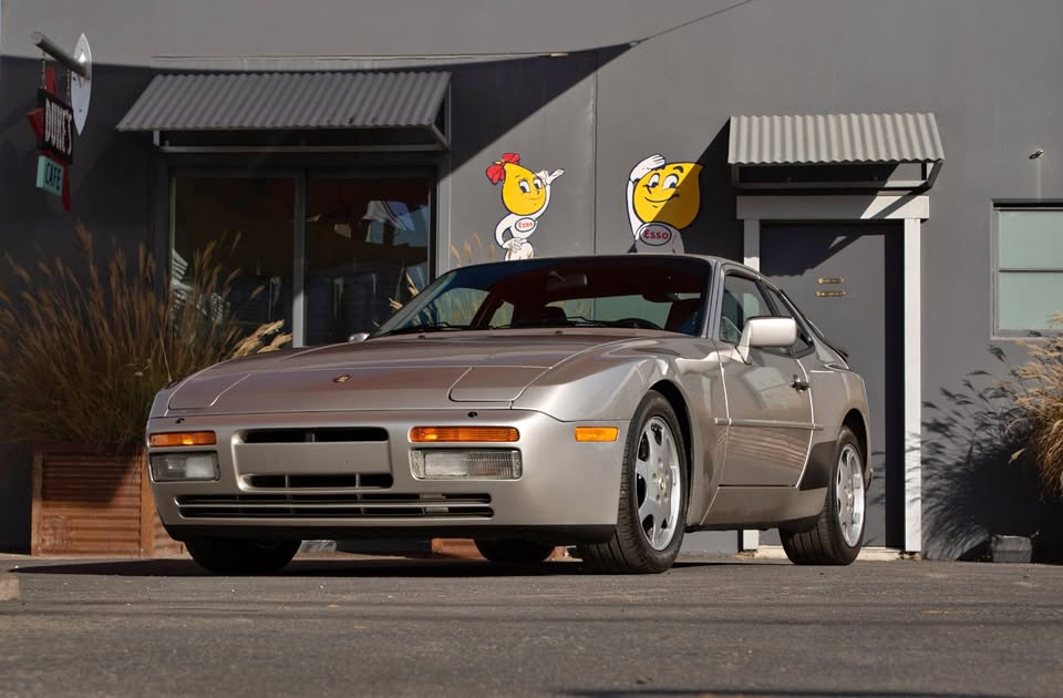 1988 Porsche 944 Turbo S For Sale in Costa Mesa, CA | USA