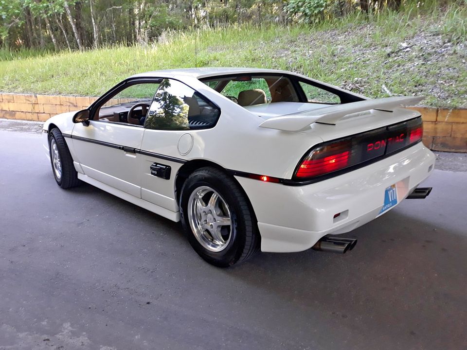 1988 Pontiac Fiero GT For Sale in Spring Hill, FL | USA