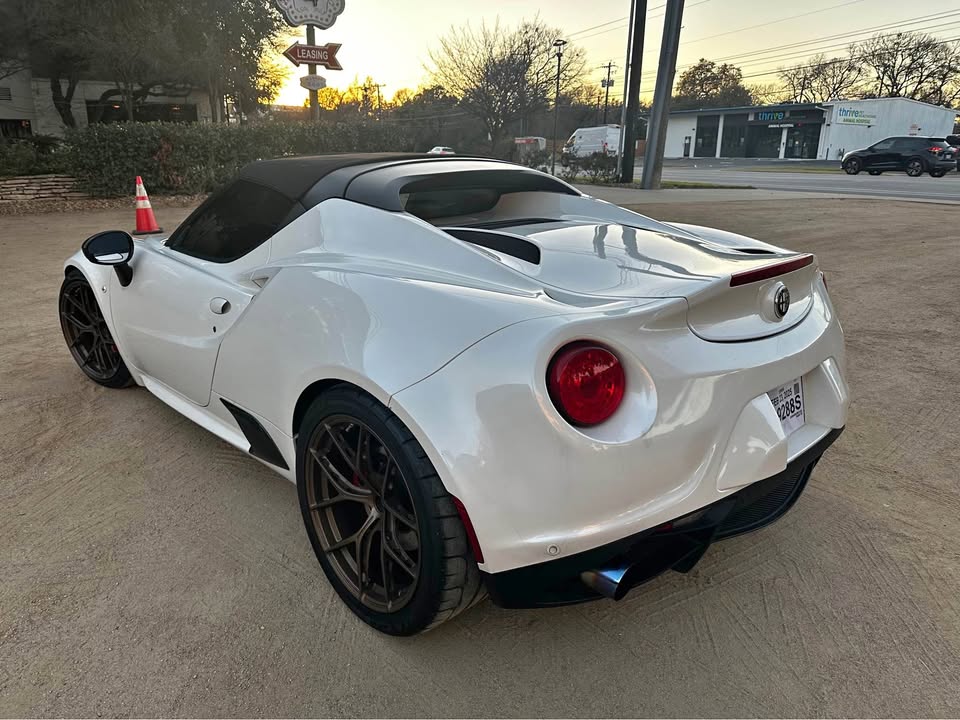 2015 Alfa Romeo 4C Spider For Sale in Austin, TX | USA