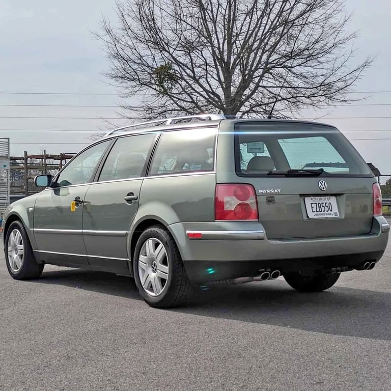 2003 Volkswagen Passat W8 4Motion For Sale in Hazel Park, MI | USA