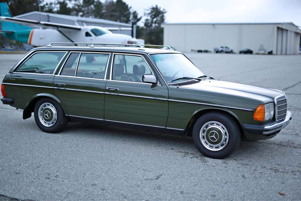 1982 Mercedes-Benz 240TD For Sale in Carmel-by-the-Sea, CA | USA