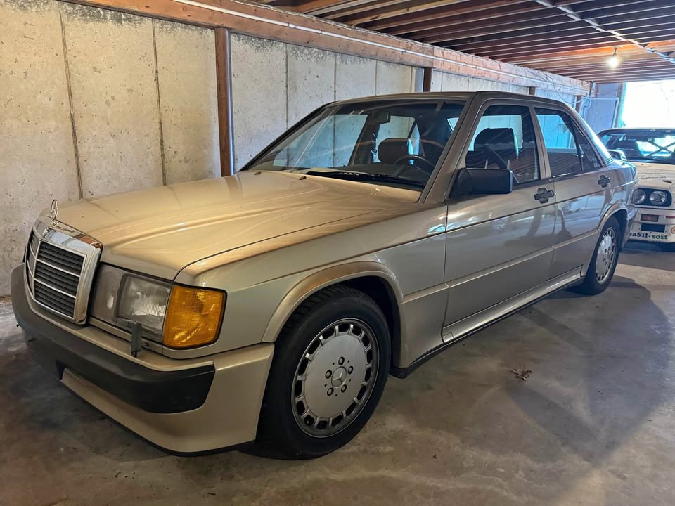 1987 Mercedes-Benz 190E For Sale in New Milford, CT | USA